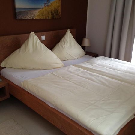 Ostsee Lodges Mit Wellnessbereich 티멘도르프스트랜드 외부 사진