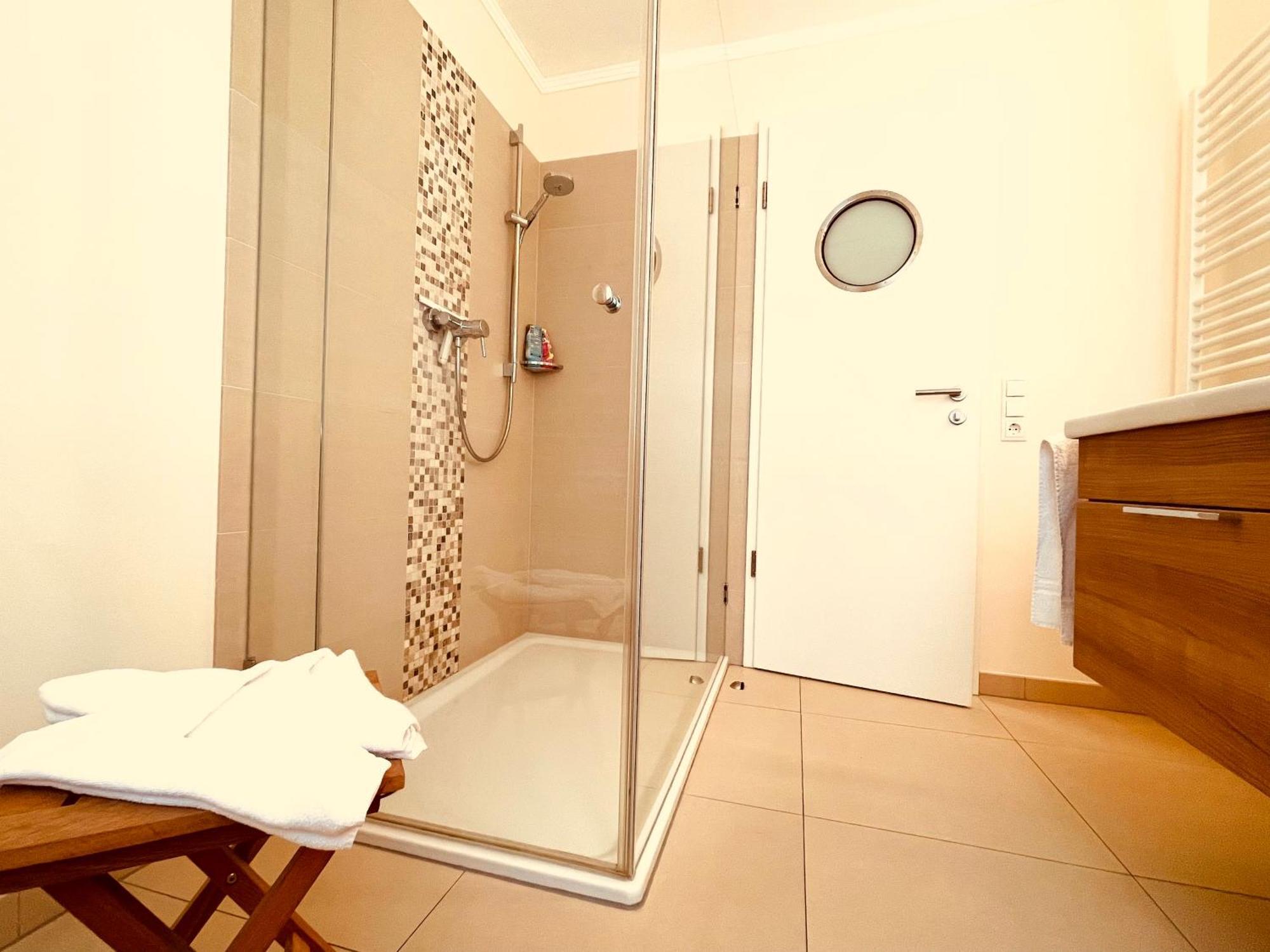 Ostsee Lodges Mit Wellnessbereich 티멘도르프스트랜드 외부 사진